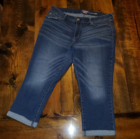 Levi's Denim - Denizen Levi's Modern Crop Cuffed Hem Jeans Size 18